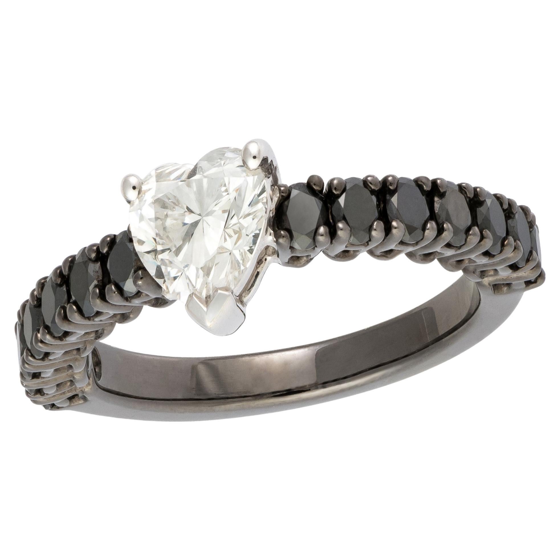 NWT $12, 500 Rare Important 18KT Gold Black Diamond Heart Diamond Ring Band For Sale