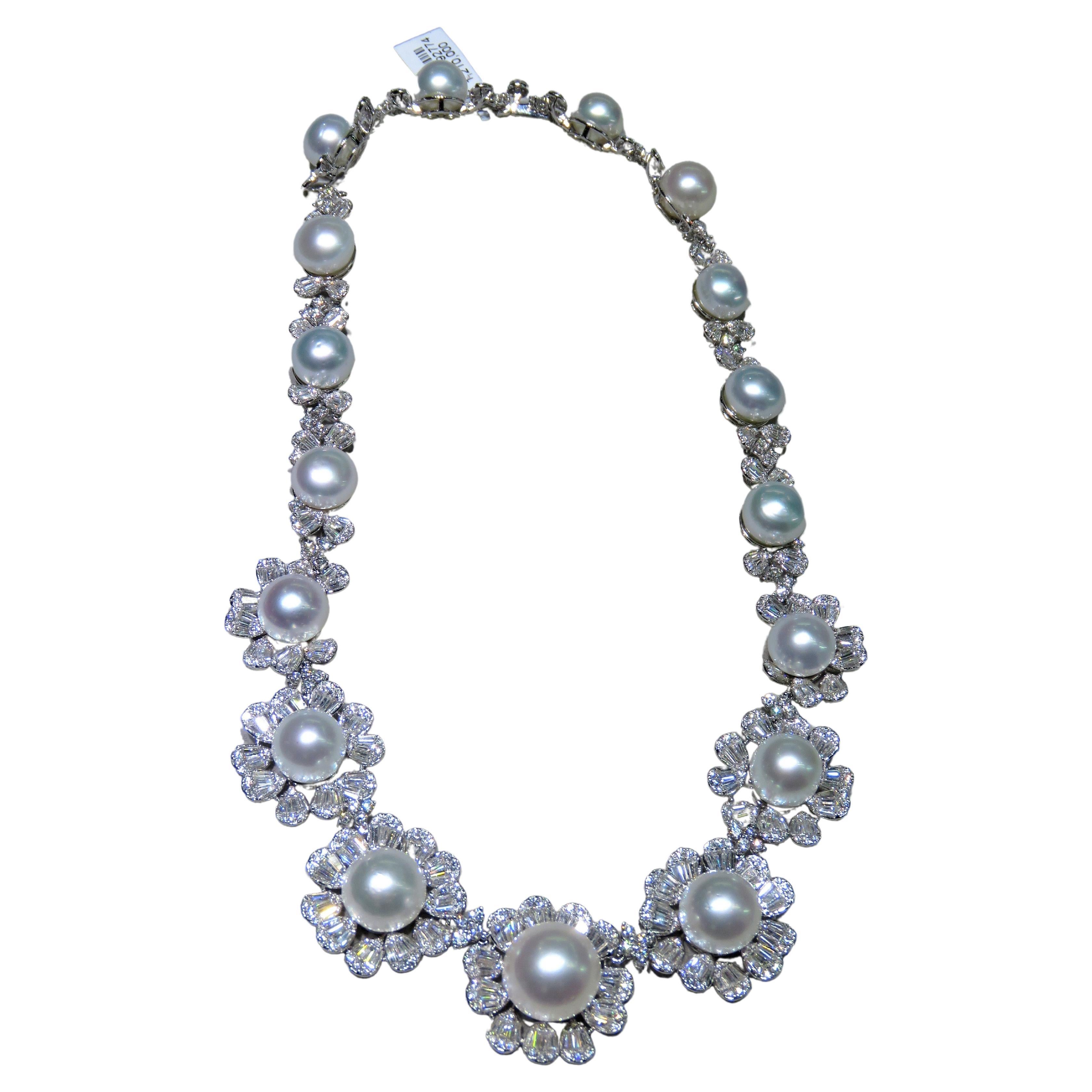 Seltene Lrg Südseeperlen-Blumen-Halskette, neu mit Diamanten, $120,000 18KT im Angebot