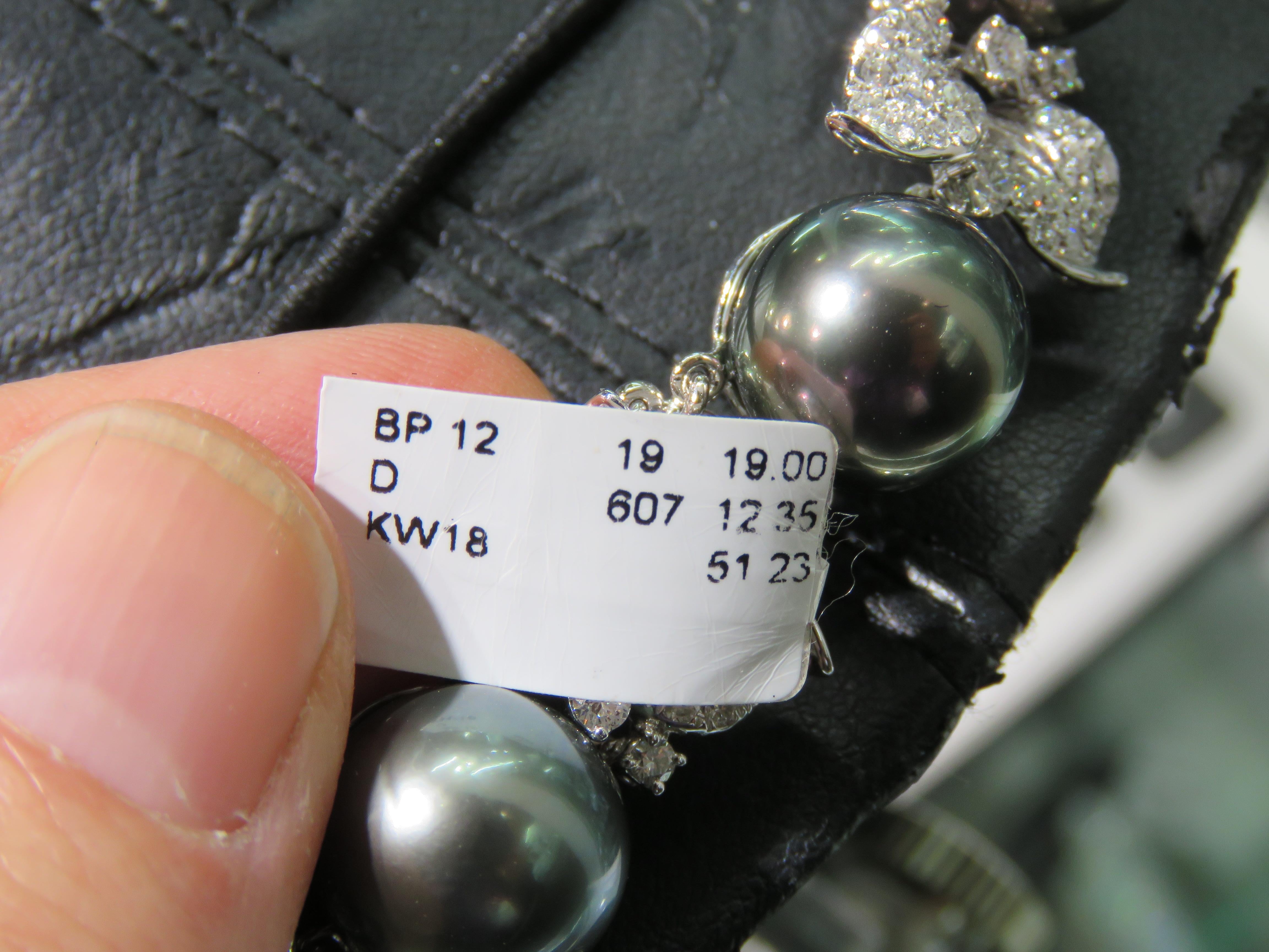 NWT $124, 000 Gorgeous 18KT Huge Black Tahitian Pearl Fancy Diamond Necklace en Nuevo estado para la venta en New York, NY
