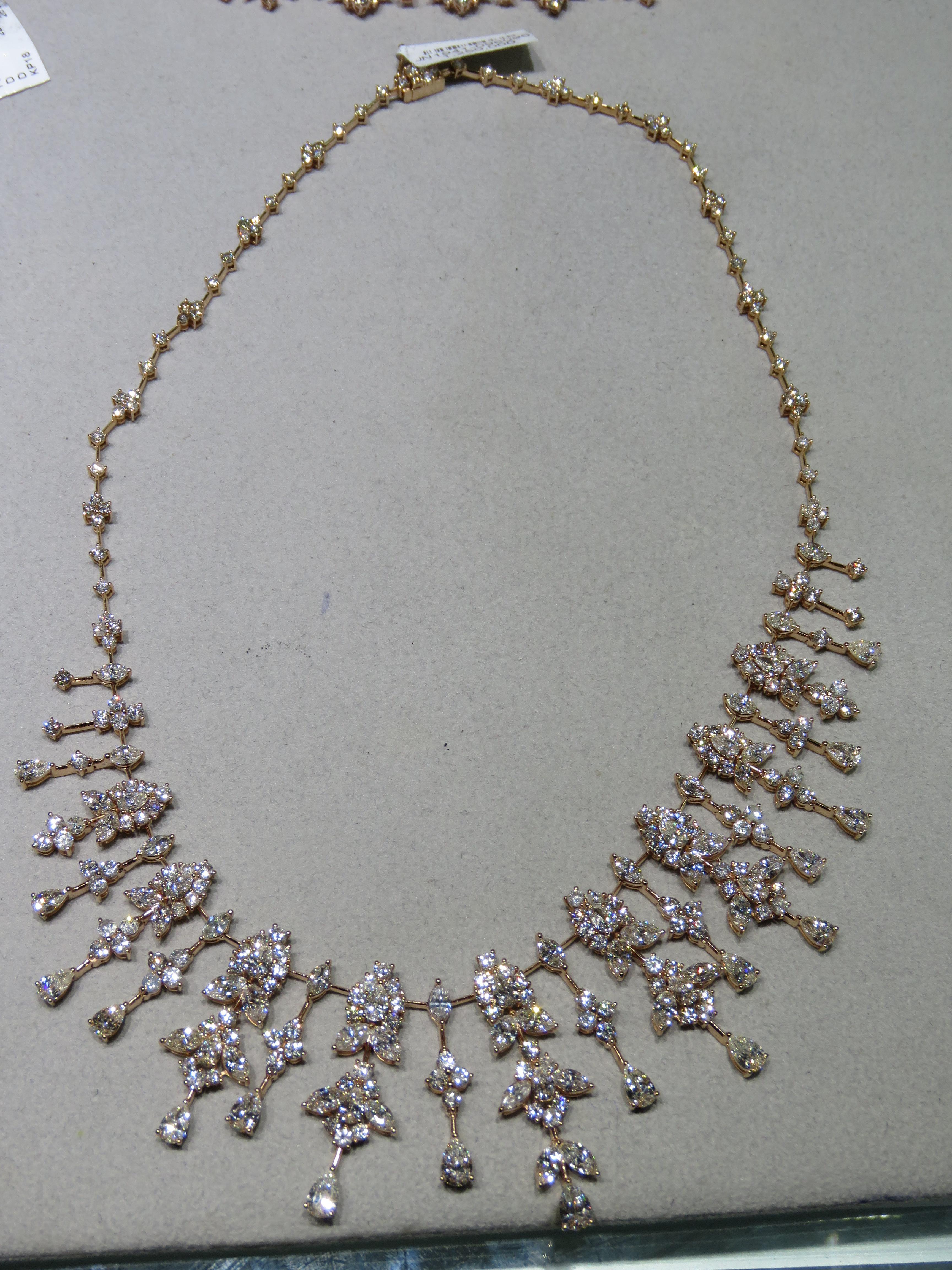 Mixed Cut NWT $125, 000 18KT Gold Rare Large Fancy Gorgeous Champagne Diamond Necklace For Sale