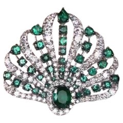 NWT $13, 500 Important 18KT Gold Large Fancy Emerald Diamond Peacock Ring
