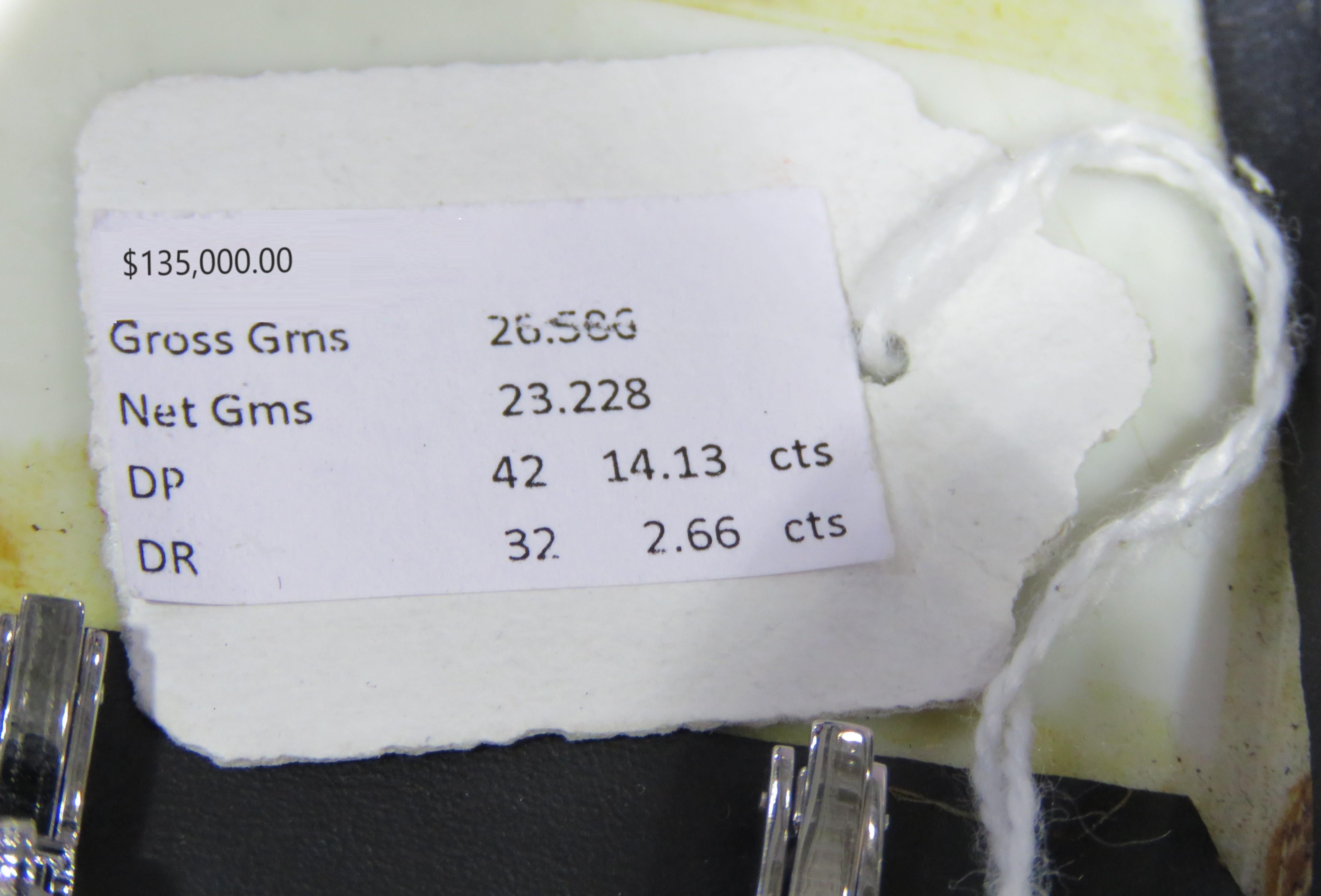 De las mujeres NWT $135, 000 Pendientes colgantes de diamantes brillantes en oro de 18 quilates de fantasía en venta