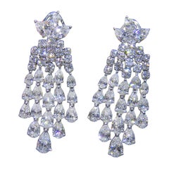 NWT $135, 000 Pendientes colgantes de diamantes brillantes en oro de 18 quilates de fantasía