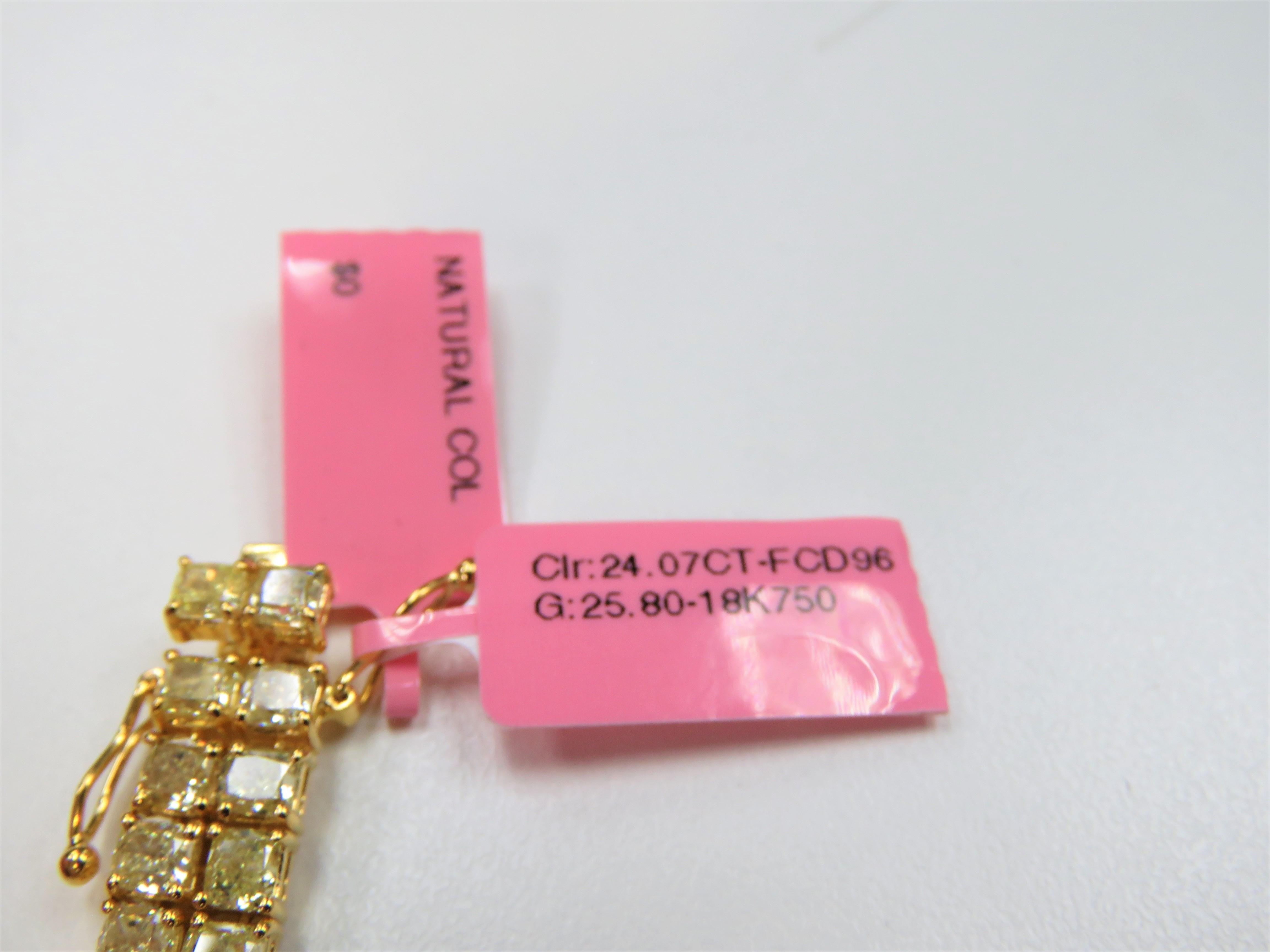 Nwt $137, 644 Seltenes Fancy 18kt Gold Wunderschönes 24ct Ausgefallenes gelbes Diamantarmband im Zustand „Neu“ im Angebot in New York, NY