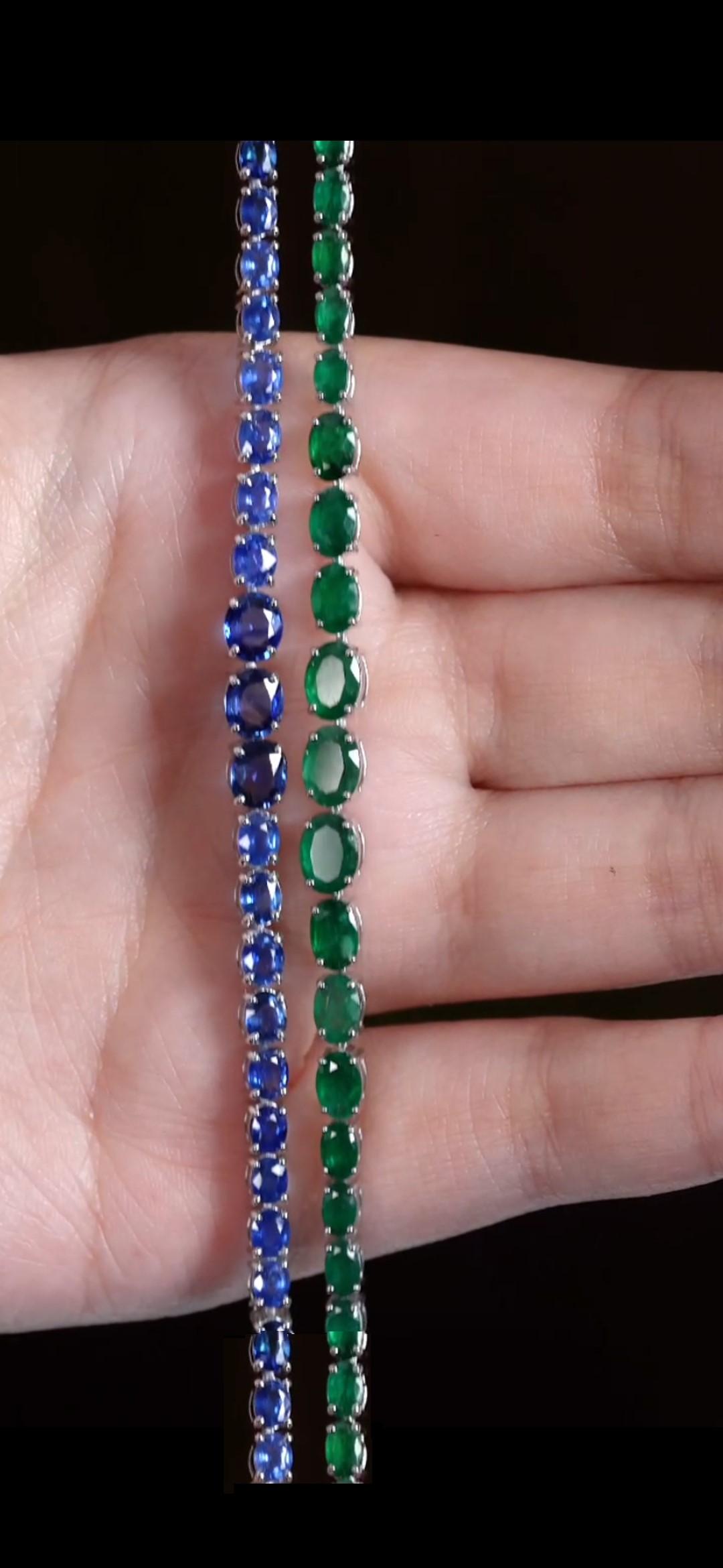 Oval Cut NWT $14, 000 18KT Gold Fancy Glittering Large Blue Sapphire Tennis Bracelet For Sale