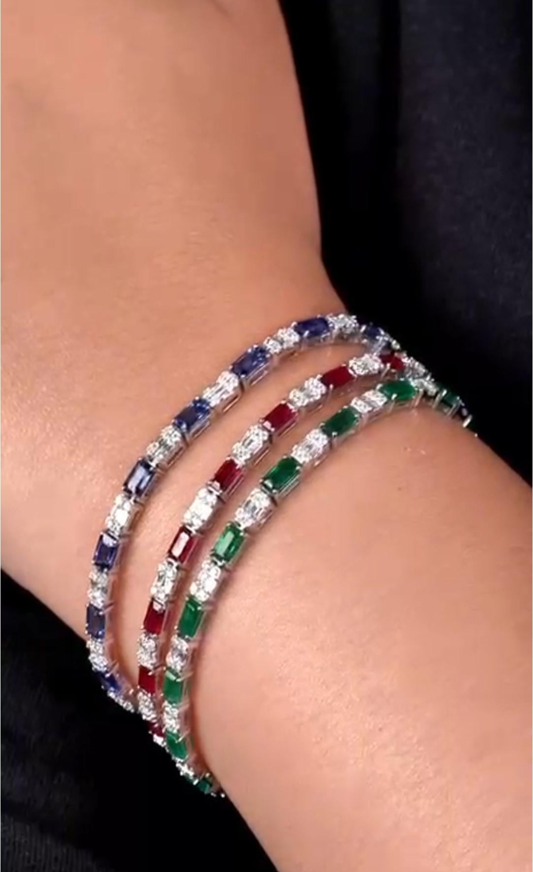 NWT $14, 500 Fancy 18KT Gold 6CT Gorgeous Fancy Baguette Ruby Diamond Bracelet Neuf - En vente à New York, NY
