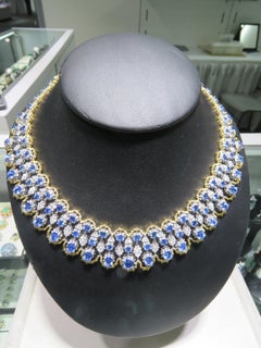 NWT $142, 300 Or 18KT 45CT Fancy Glittering Large Sapphire Diamond Necklace
