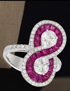 NWT $15, 000 18KT Gold Glittering Gorgeous Fancy Ruby Diamond Ring