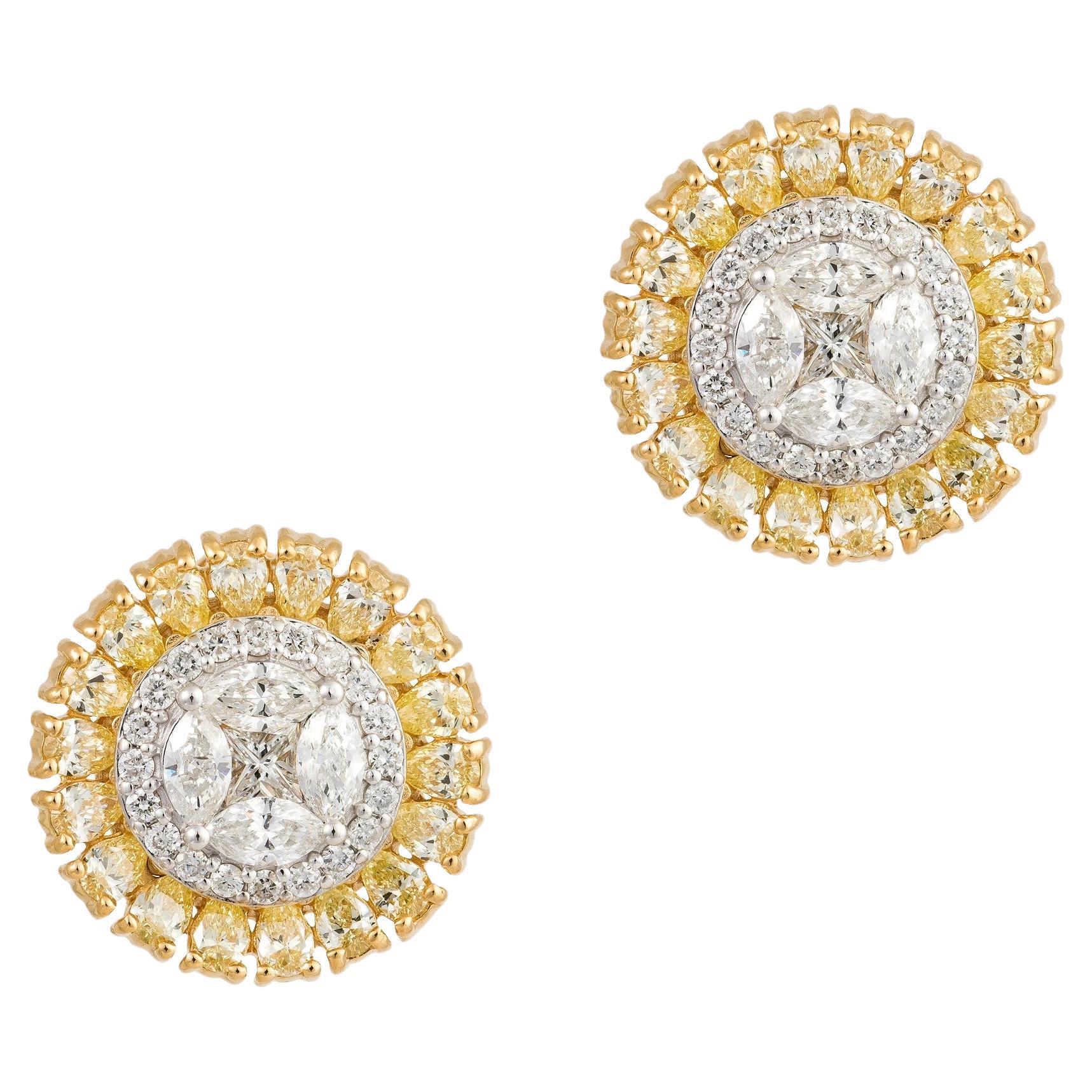 NWT $15, 000 18KT Gold Large Fancy Yellow Diamond White Diamond Stud Earrings