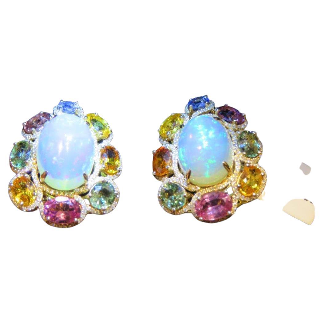 Grandes boucles d'oreilles en or 18 carats avec opale arc-en-ciel, saphirs et diamants, 15 000 $, état neuf avec étiquettes
