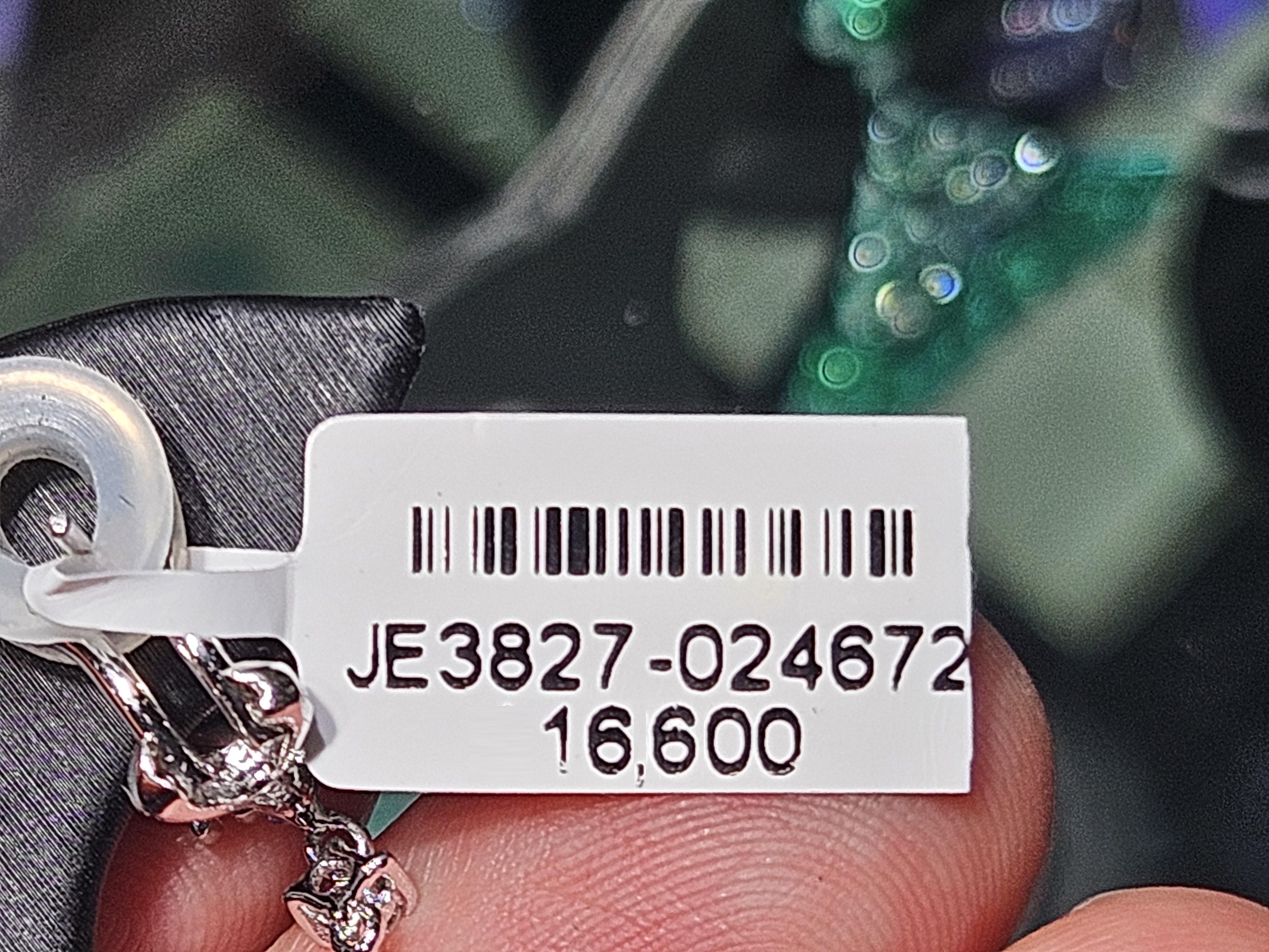 Taille mixte NWT $16, 600 Boucles d'oreilles en or 18KT Aigue-marine Diamant Saphir Violet en vente