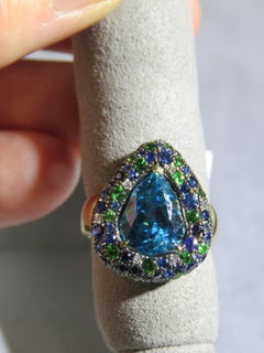 NWT $16, 800 18KT Gold Gorgeous LARGE Rare 9CT Blue Zircon and Diamond Ring