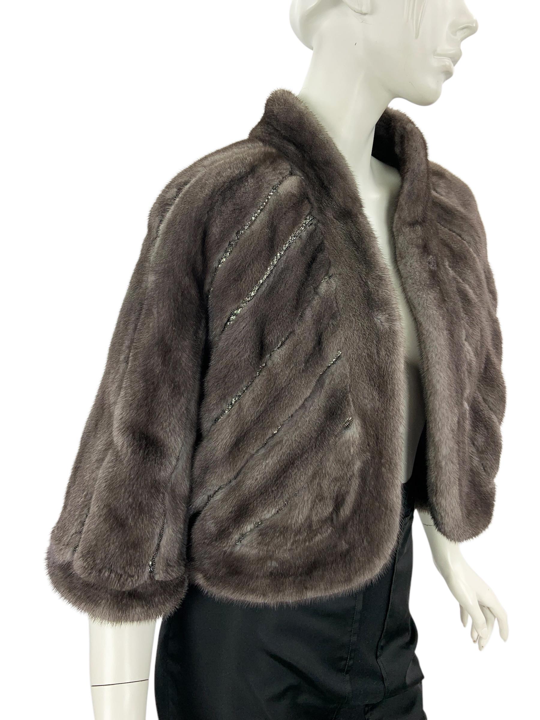 Black NWT $16775 Oscar de la Renta FW 2009 Iris Mink Embroidered Bolero Jacket M For Sale