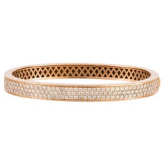 NWT $17, 500 18 Karat Yellow Gold Fancy Glittering Diamond Bracelet Bangle Cuff