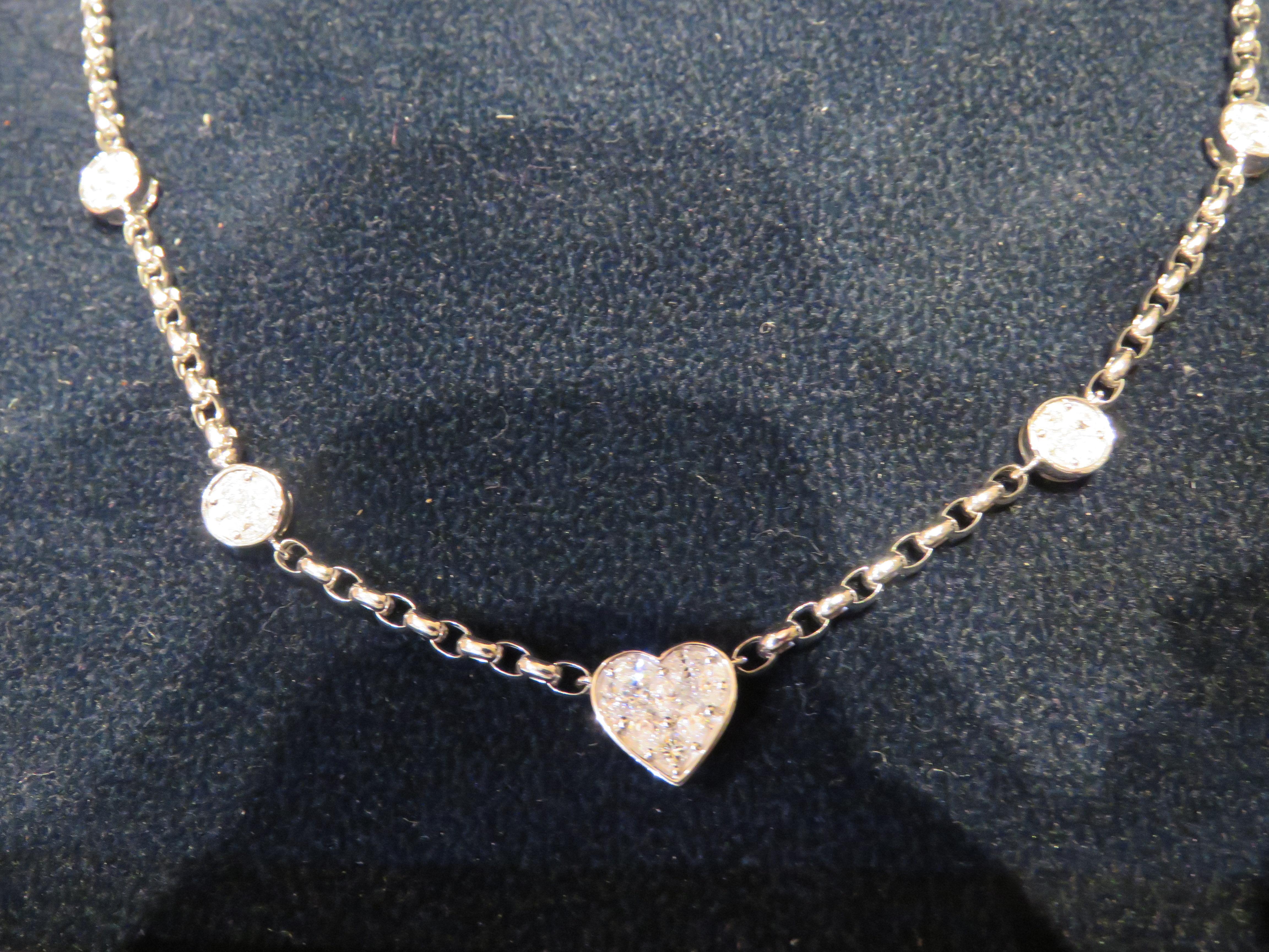 Round Cut NWT $17, 812 18KT Gold Glittering Fancy Pave Heart and Round Diamond Necklace For Sale