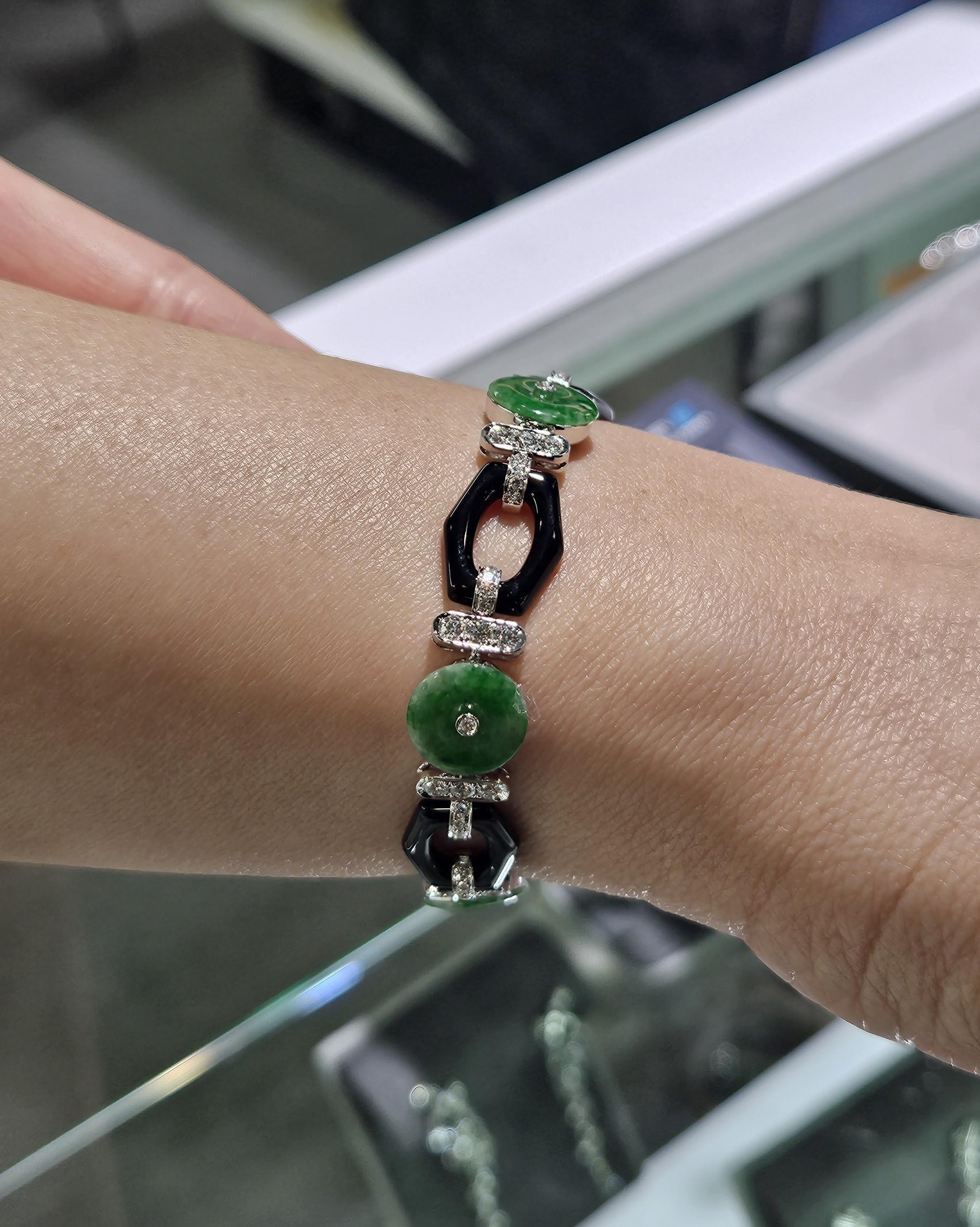 NWT $18, 000 18KT Gold Wunderschönes burmesisches Jadeit Diamant Schwarz Onyx Armband für Damen oder Herren im Angebot