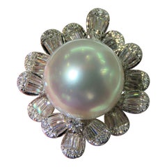 Nwt $18, 800 18kt Gold Rare South Sea Pearl Gorgeous Diamond Flower Ring