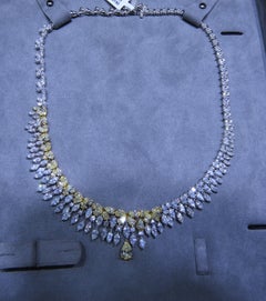 NWT $180, 000 18KT Gold Gorgeous Fancy 25CT Yellow Diamond Fringe Necklace
