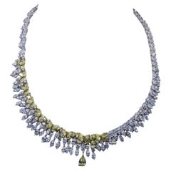 NWT $180, 000 18KT Gold Gorgeous Fancy 25CT Yellow Diamond Fringe Necklace