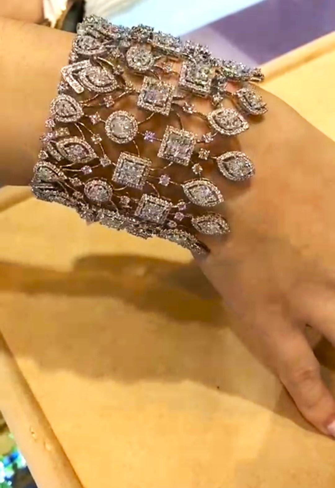 Mixed Cut NWT $182, 000 18 Karat Gold Fancy Glittering Diamond Cuff Bracelet Bangle Cuff For Sale