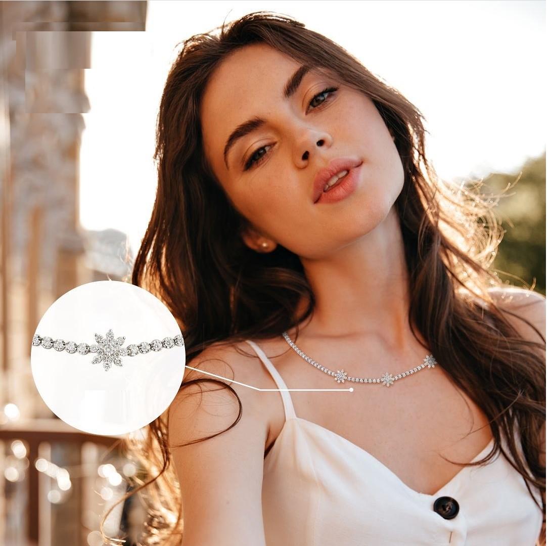 Mixed Cut NWT 18KT Gold $12, 500 Glittering Fancy Triple 3 Flower Diamond Strand Necklace For Sale