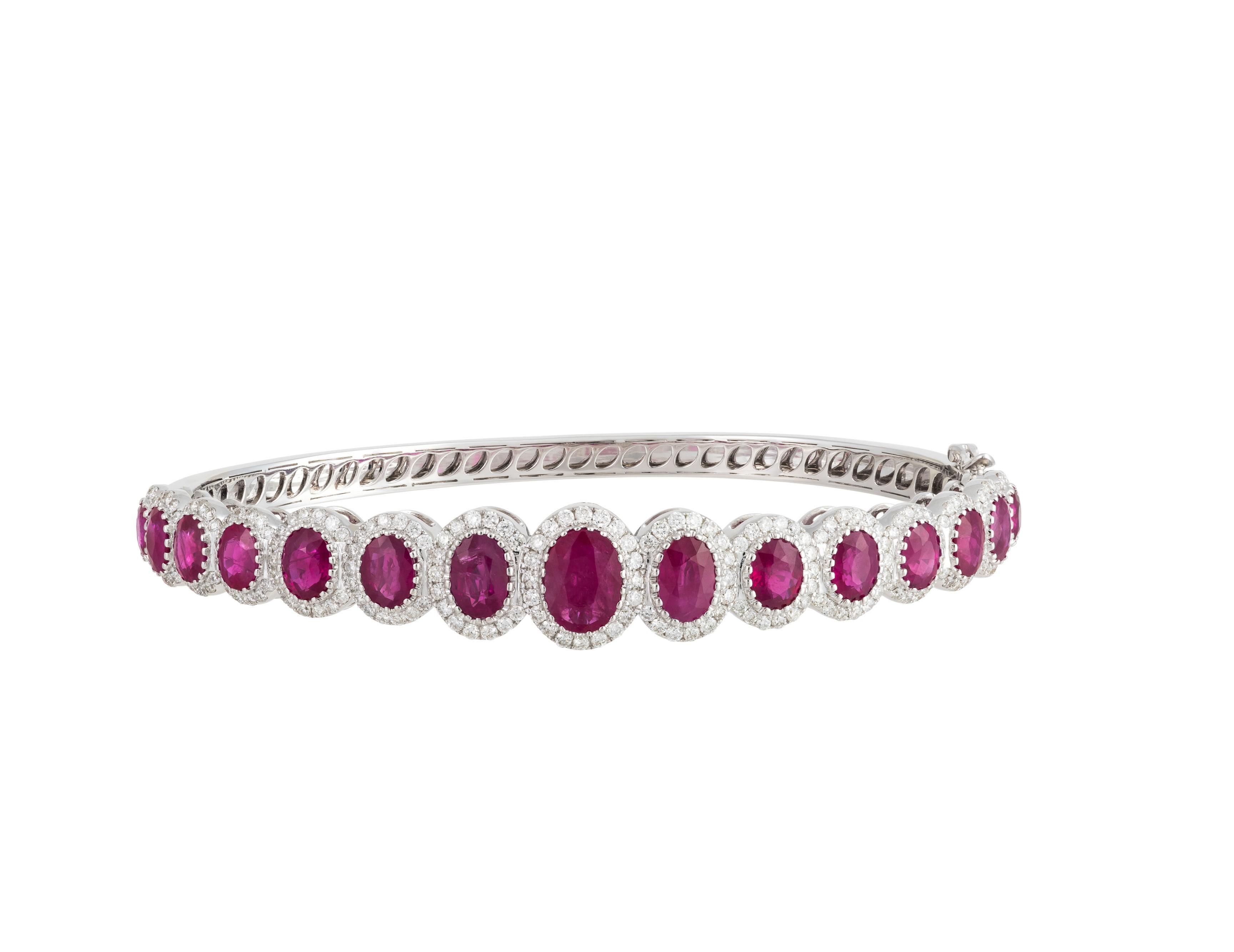 Taglio misto NWT $19, 200 Oro 18KT Raro Splendido Bracciale con Diamante e Rubino di Fantasia in vendita