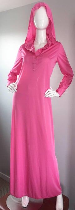 NWT 1970s Geoffrey Beene Vintage Pink Hooded Caftan Long Sleeve Maxi Dress