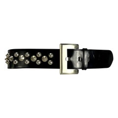 NWT Cinturón con tachuelas Gianni Versace negro de los años 80
