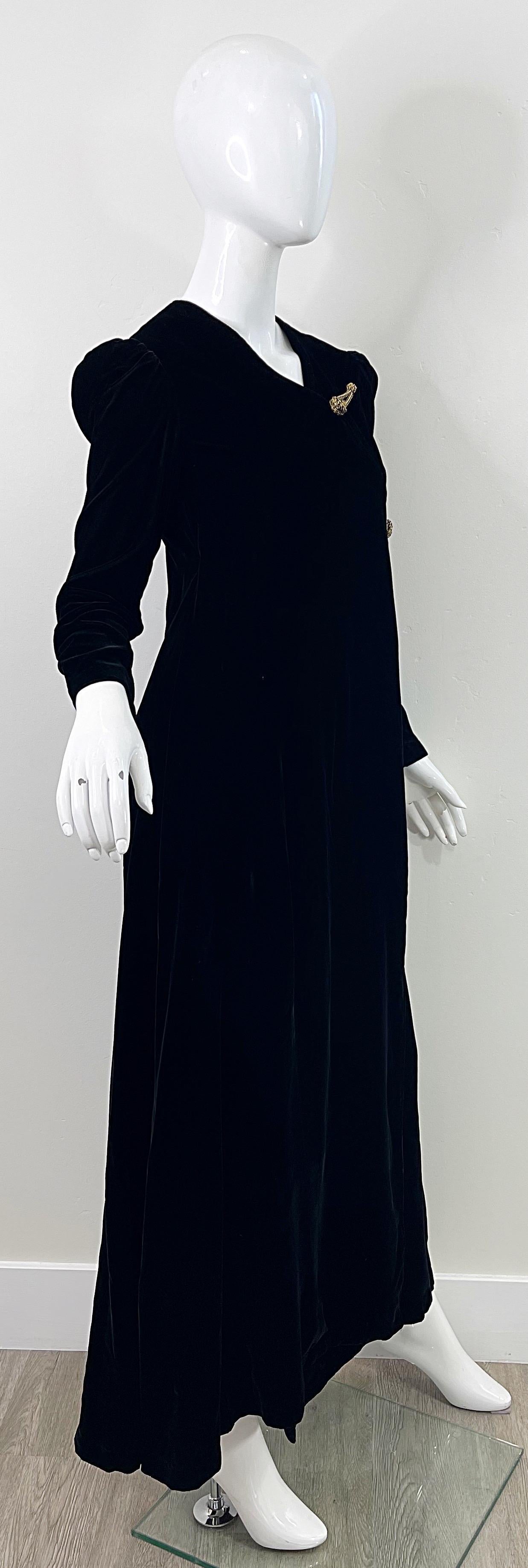 NWT 1980s Sabeth Row Saks 5th Avenue Black Silk Velvet Vintage Wrap Robe Dress For Sale 7