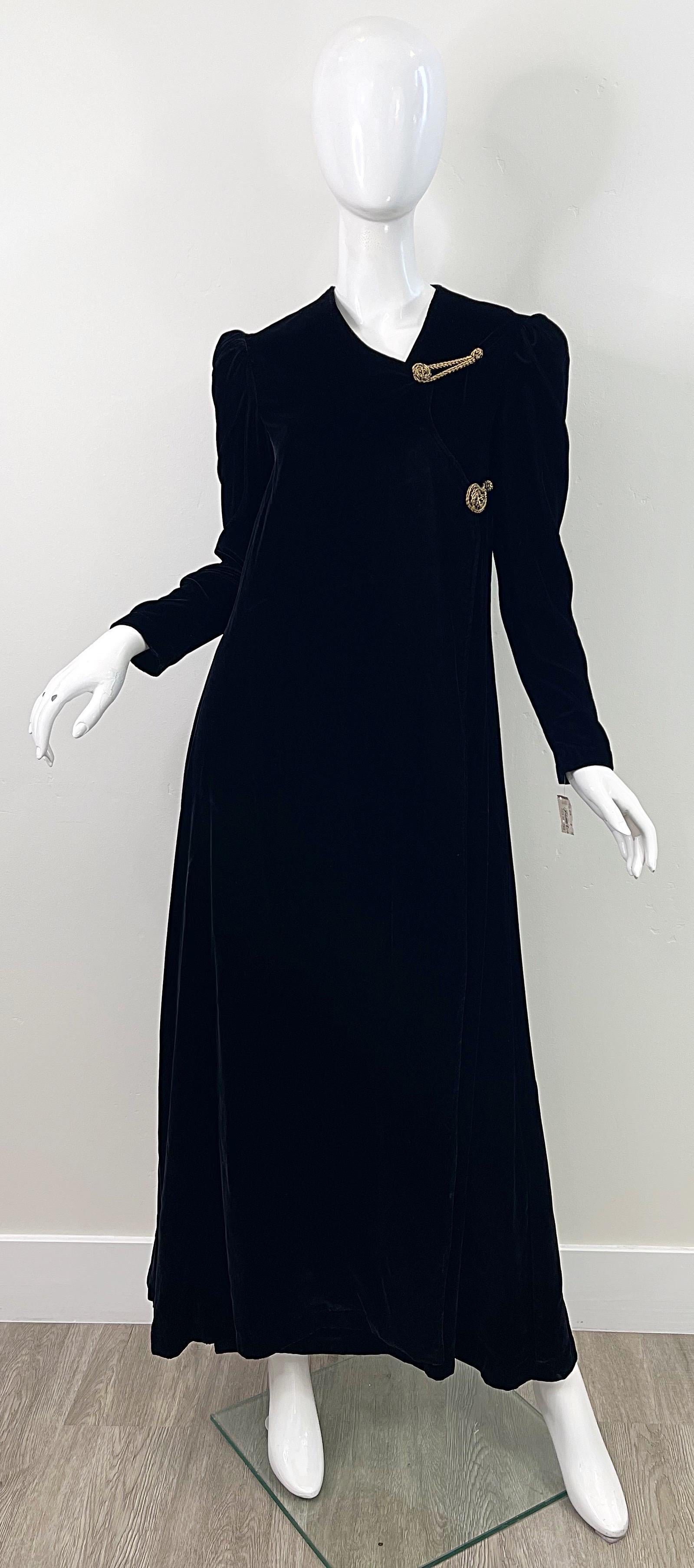 NWT deadstock SABETH ROW New York black sill velvet wrap robe dress ! Luxurious soft velvet drapes the body beautifully. Inner ties at waist. Woven gold silk frog closure at neck and bust. 
In great unworn condition with Saks Fifth Ave store tags