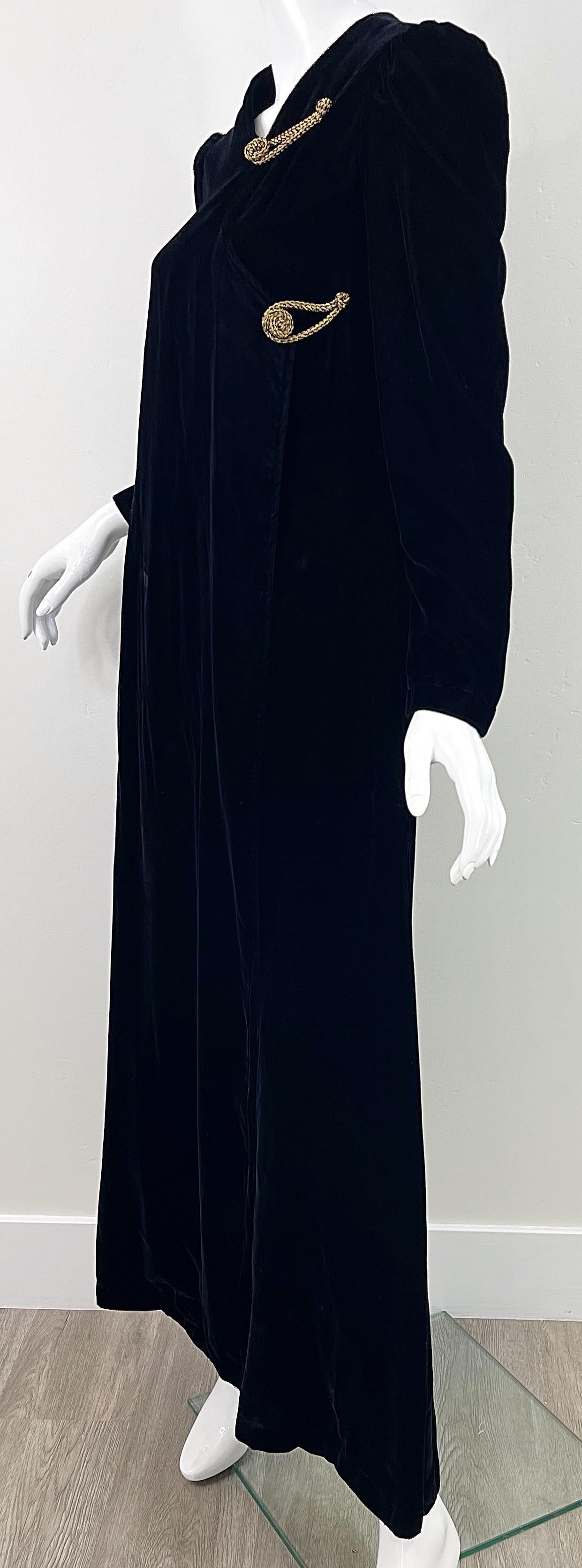 NWT 1980s Sabeth Row Saks 5th Avenue Black Silk Velvet Vintage Wrap Robe Dress For Sale 2