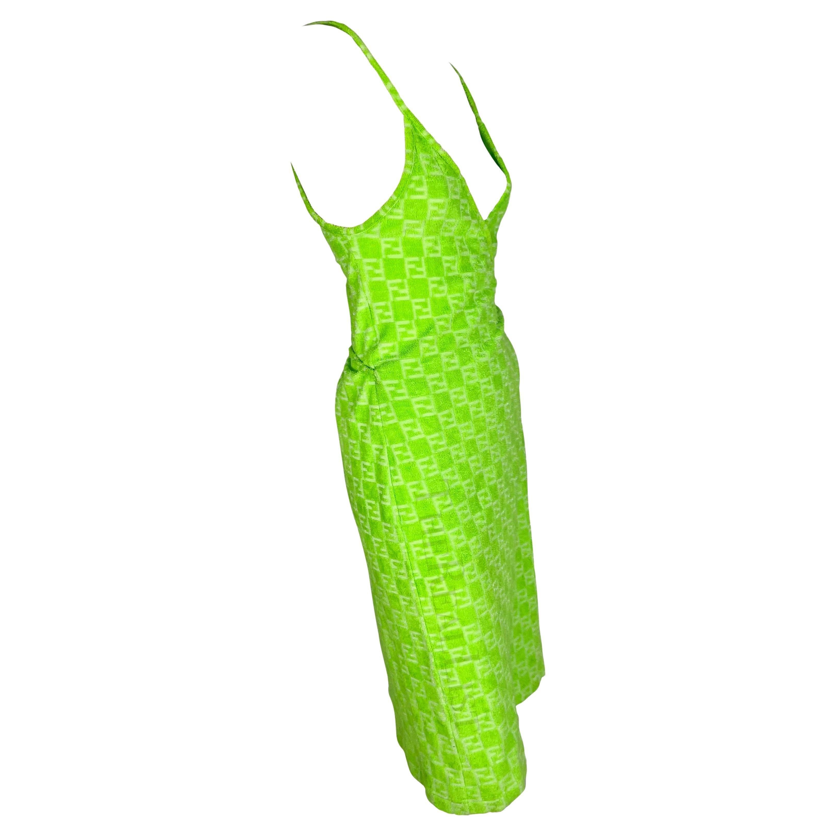 Donna NWT anni '90 Fendi by Karl Lagerfeld for Fendi, abito a portafoglio in tessuto di Terry verde neon con logo FF in vendita