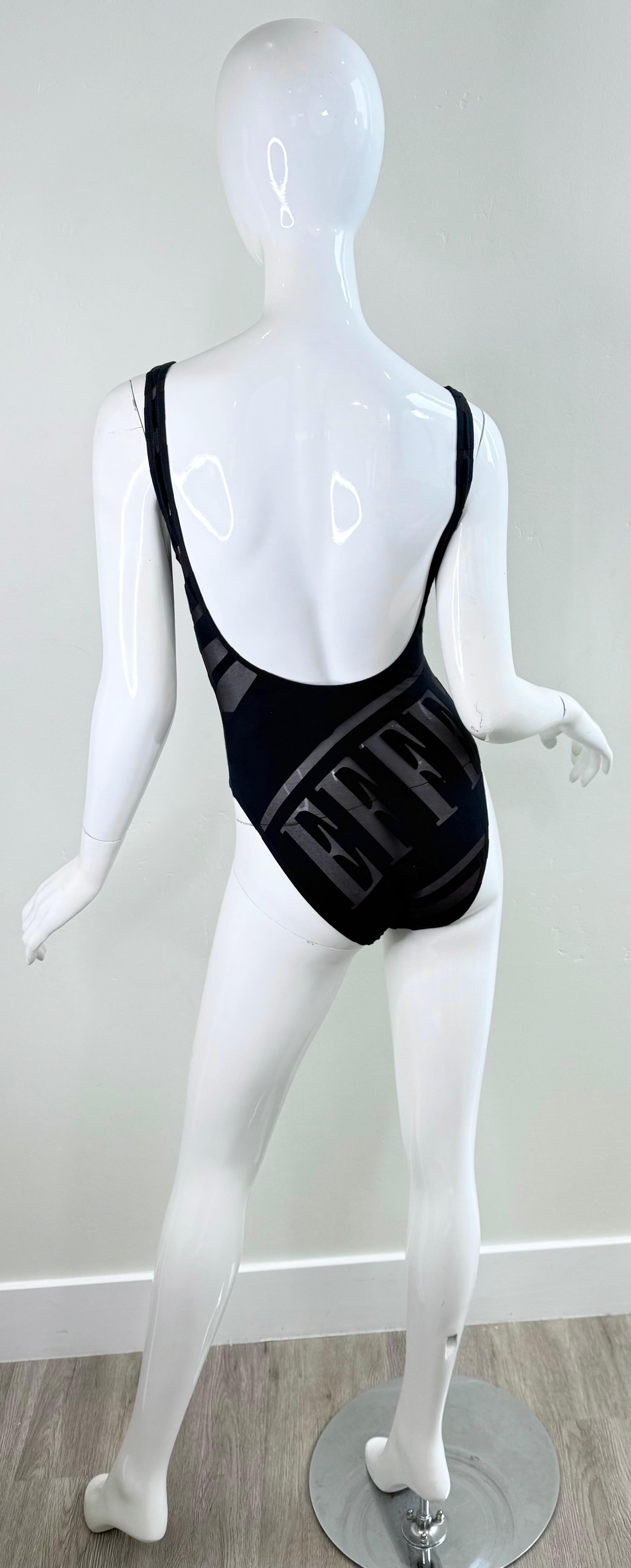 NWT 1990er Jahre Gianfranco Ferre schwarz schiere Logo Vintage One Piece Badeanzug Bodysuit im Angebot 4