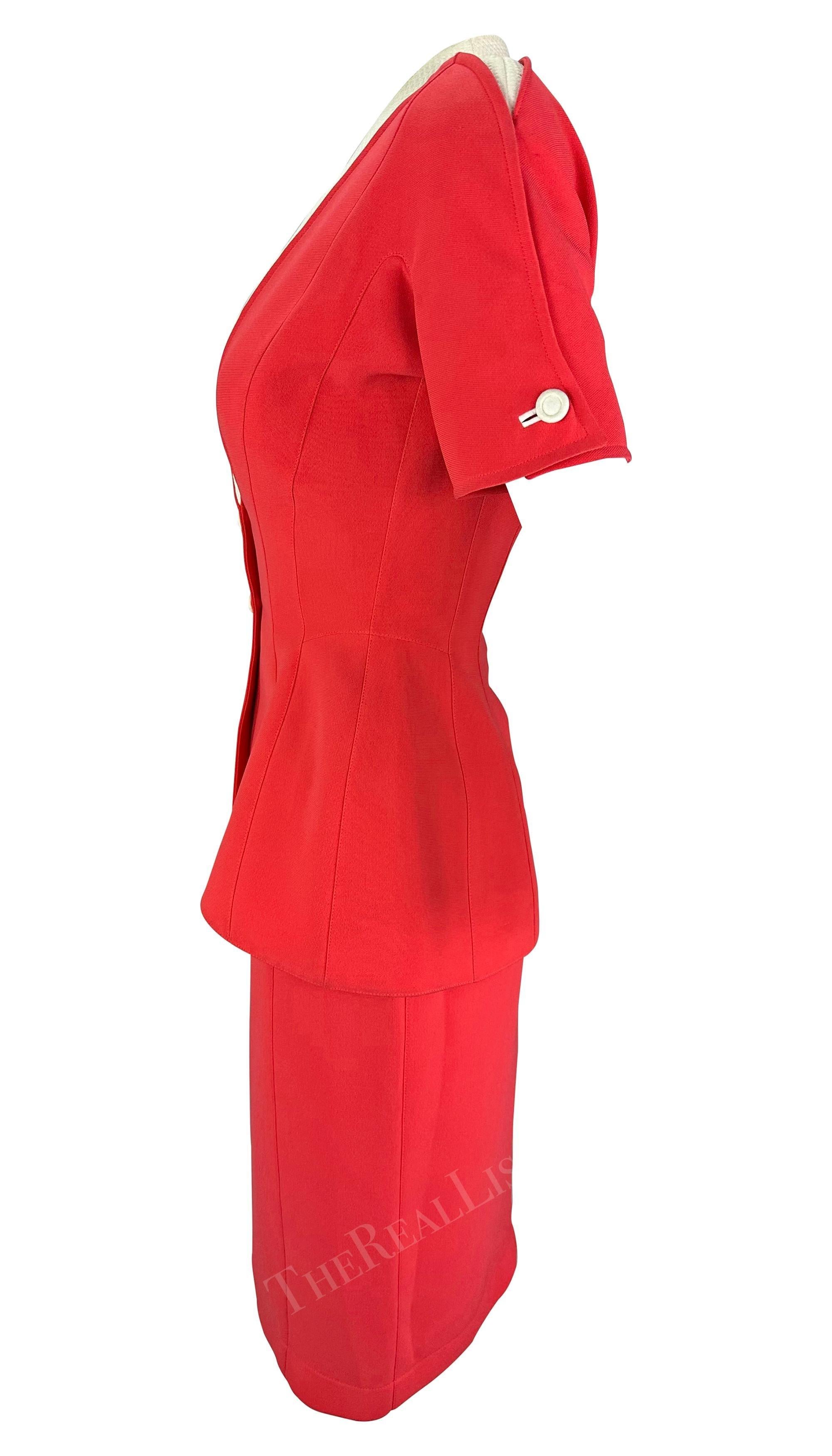 NWT 1990s Thierry Mugler Traje de Falda de Manga Corta Rosa Claro Blanco Rojo en venta