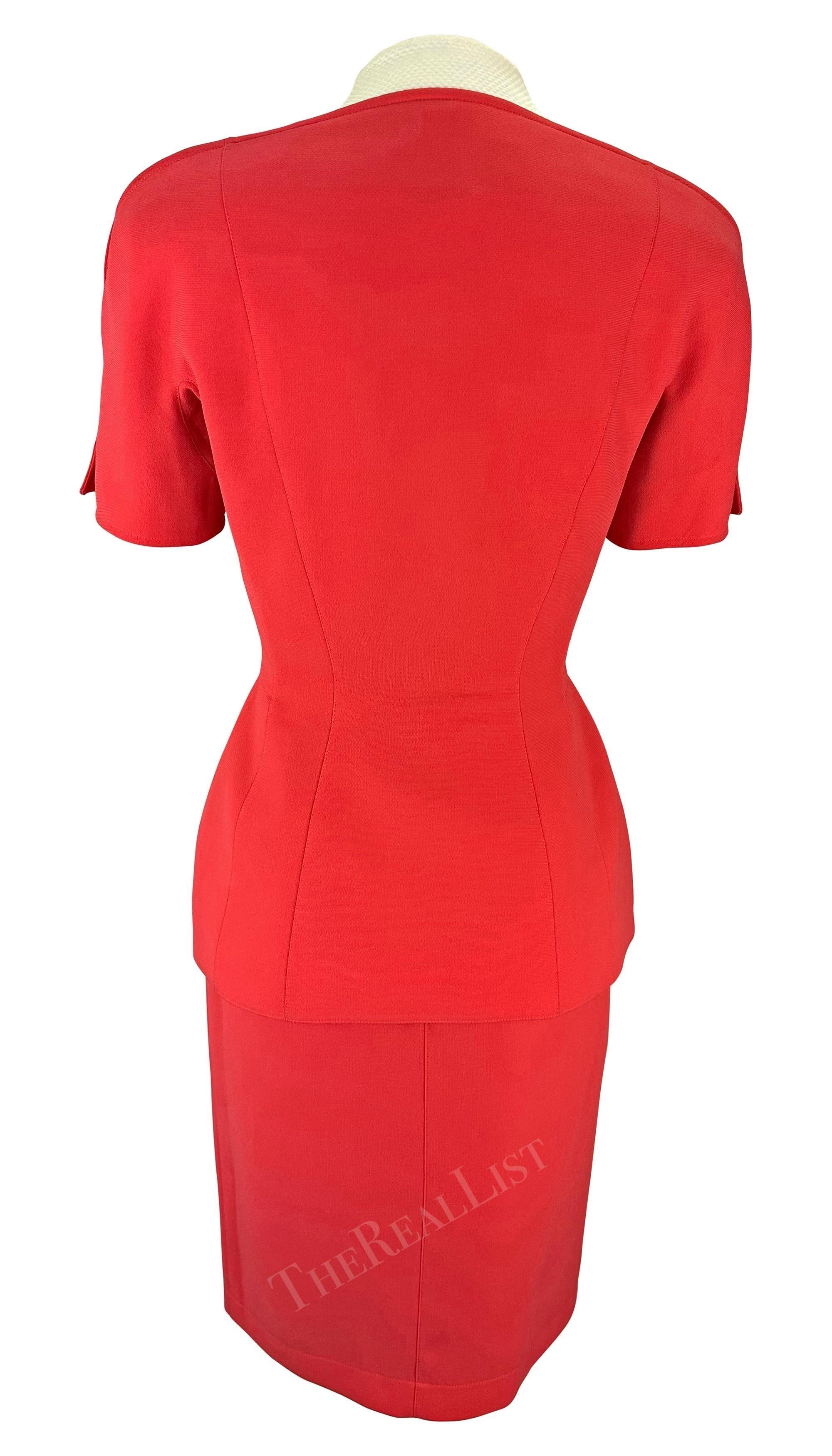 NWT 1990s Thierry Mugler Traje de Falda de Manga Corta Rosa Claro Blanco en Excelente estado para la venta en West Hollywood, CA
