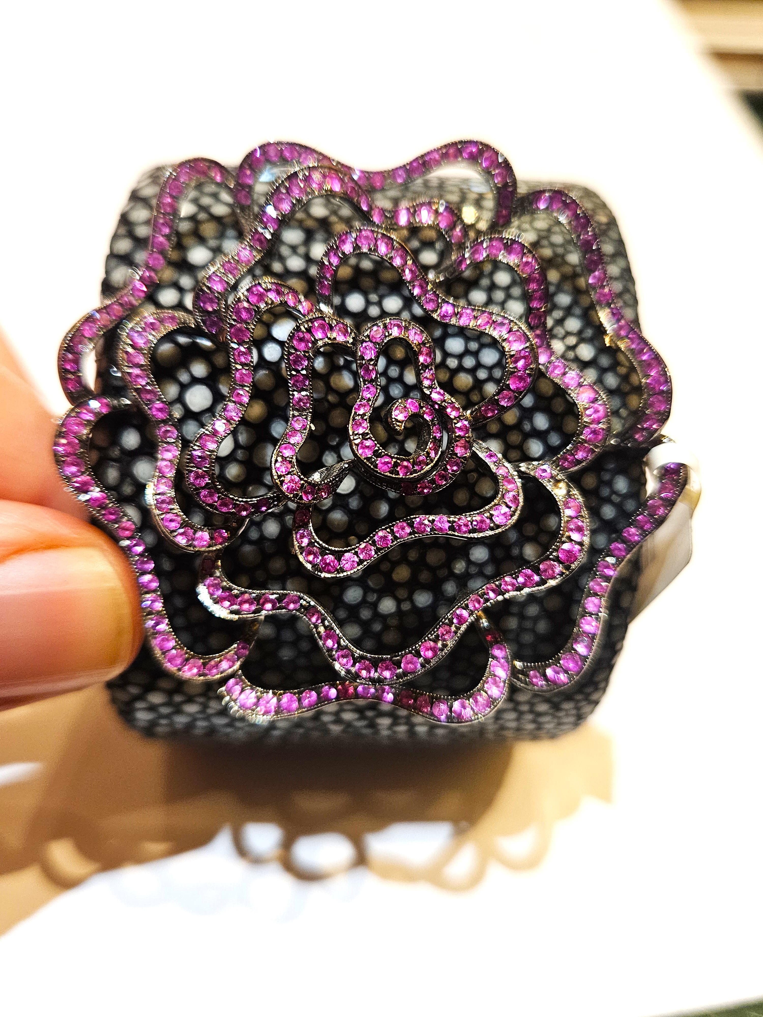 Mixed Cut NWT $2, 600 Fancy Glittering Pink Sapphire Stingray Bracelet Bangle Cuff