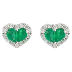 NWT $2, 750 18KT Gold Glittering Fancy Heart Green Emerald Diamond Stud Earrings