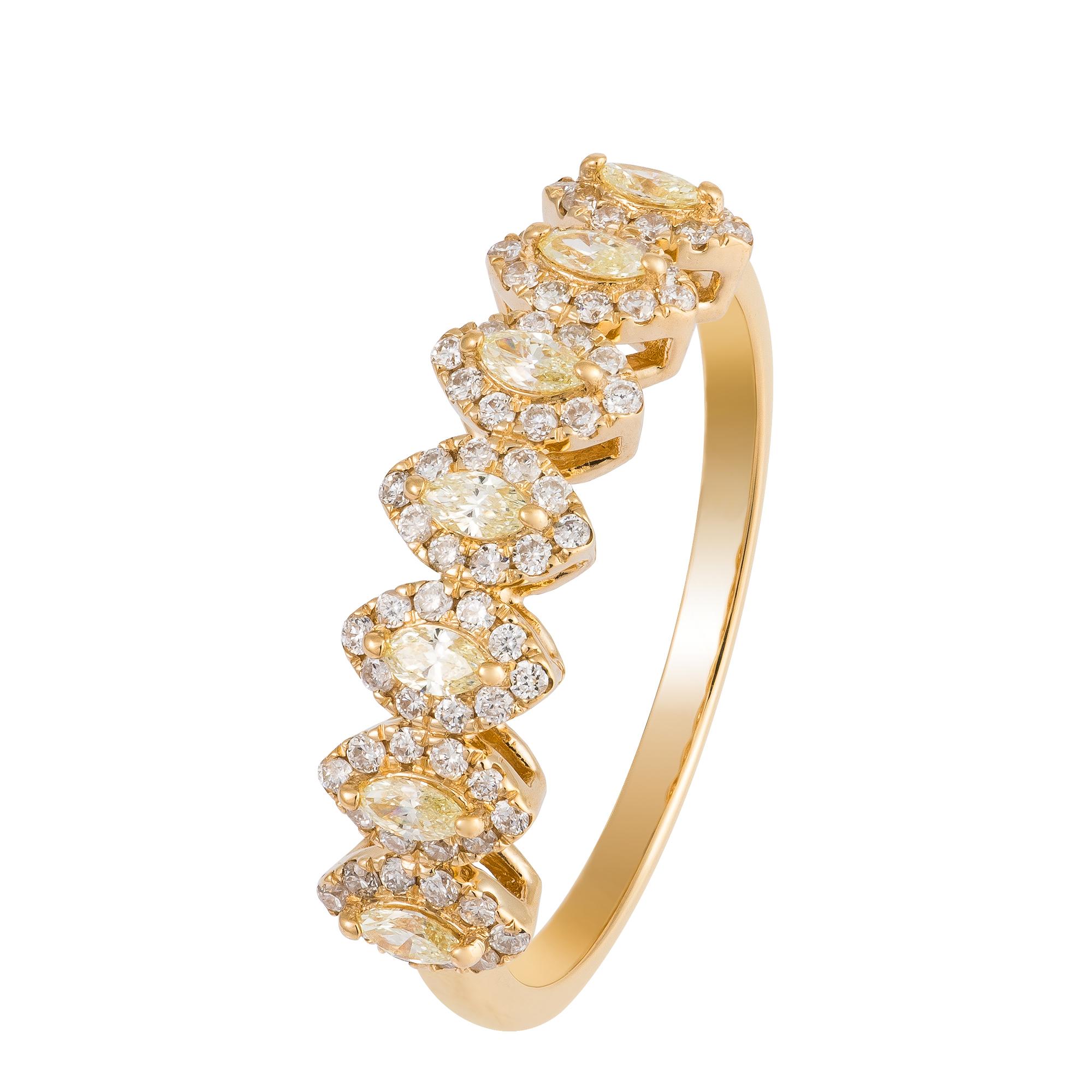 NWT $2, 975 Rare 18KT Gold Magnificent Fancy Yellow Diamond Ring Band In New Condition For Sale In New York, NY