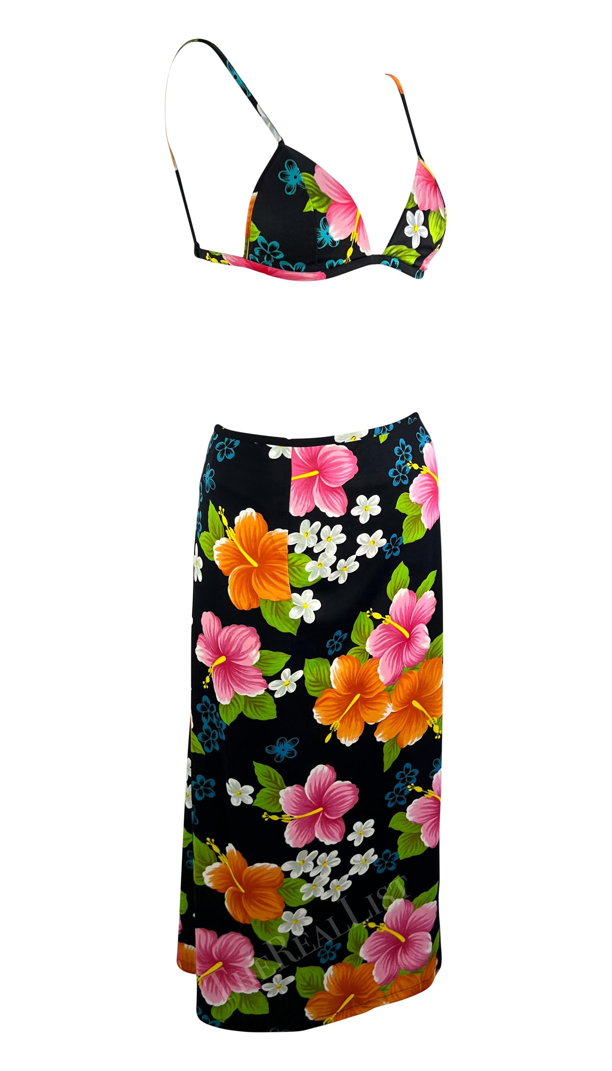 NWT 2000s Dolce & Gabbana Hibiscus Print 3 Piece Black Bikini Sarong Skirt Set 6