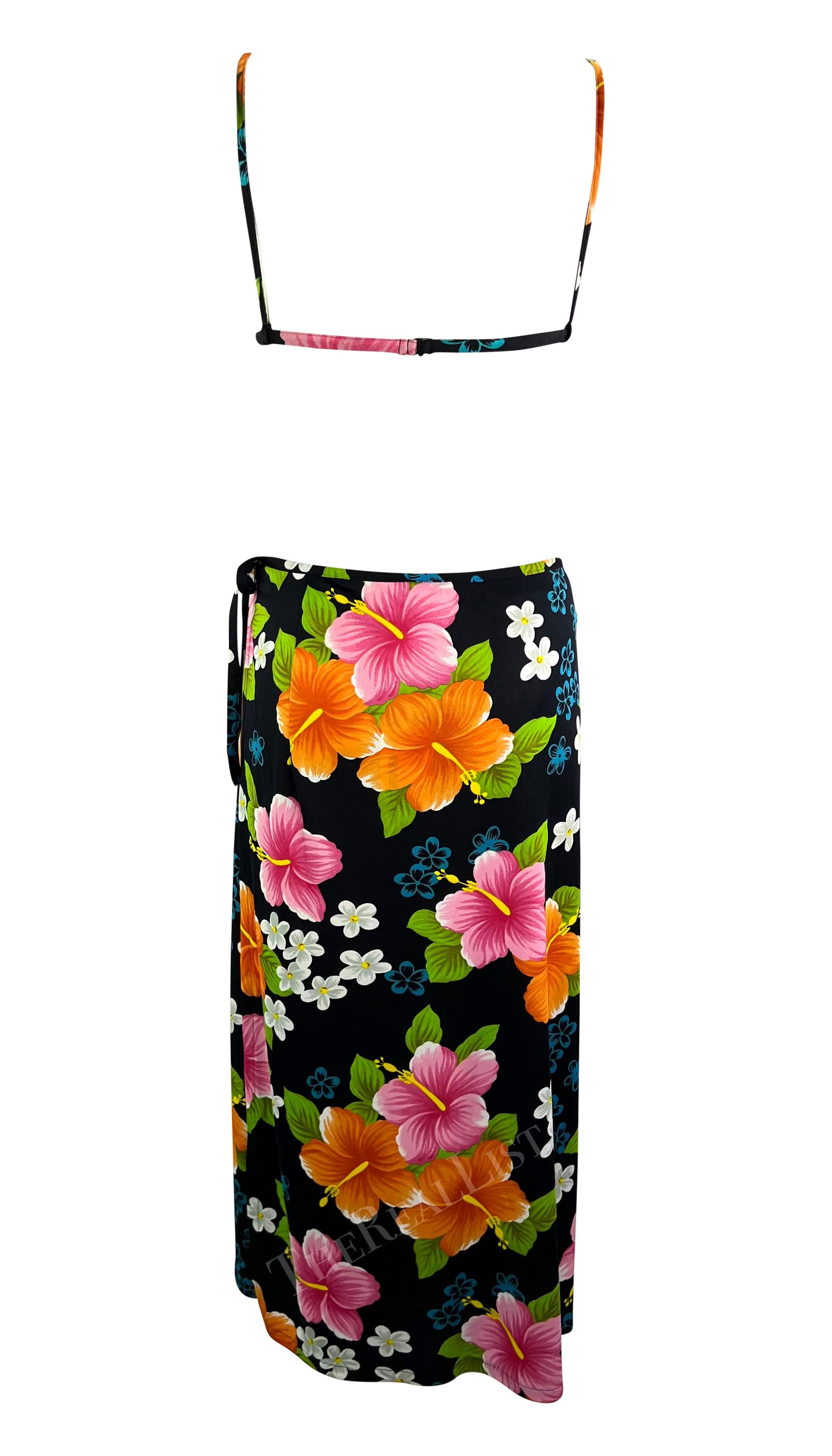 NWT 2000s Dolce & Gabbana Hibiscus Print 3 Piece Black Bikini Sarong Skirt Set 4