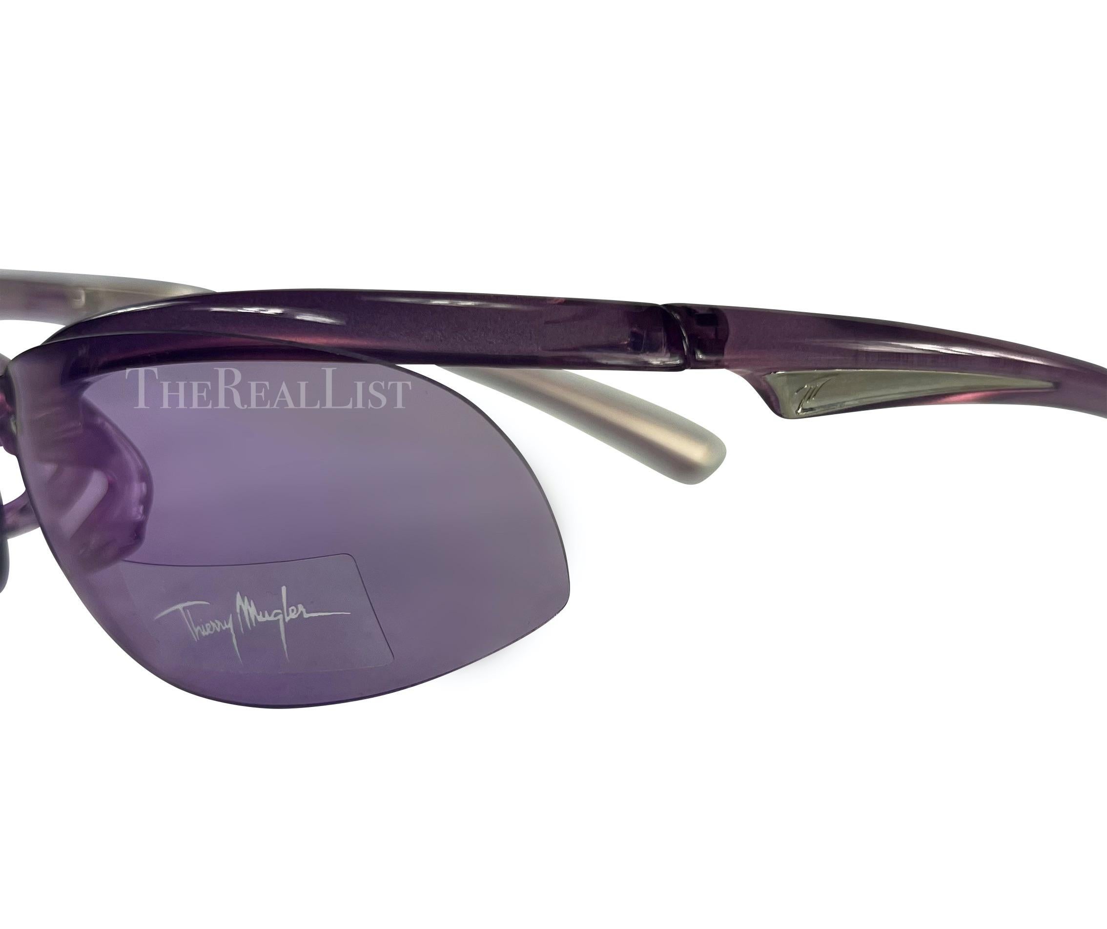 NWT 2000s Thierry Mugler Transparent Purple Metallic Sport Sunglasses Pour femmes en vente