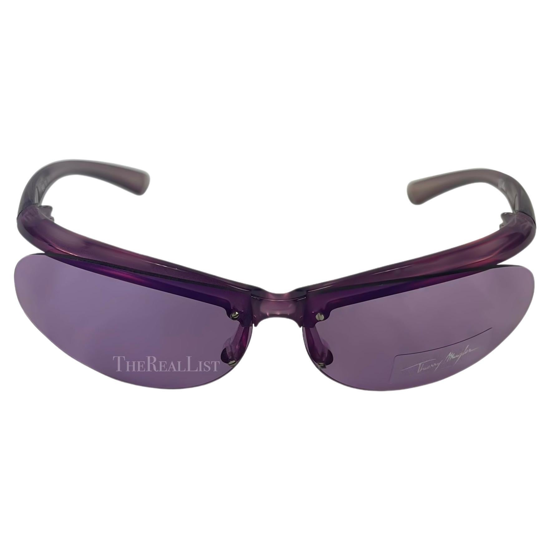 NWT 2000s Thierry Mugler Transparent Purple Metallic Sport Sunglasses en vente