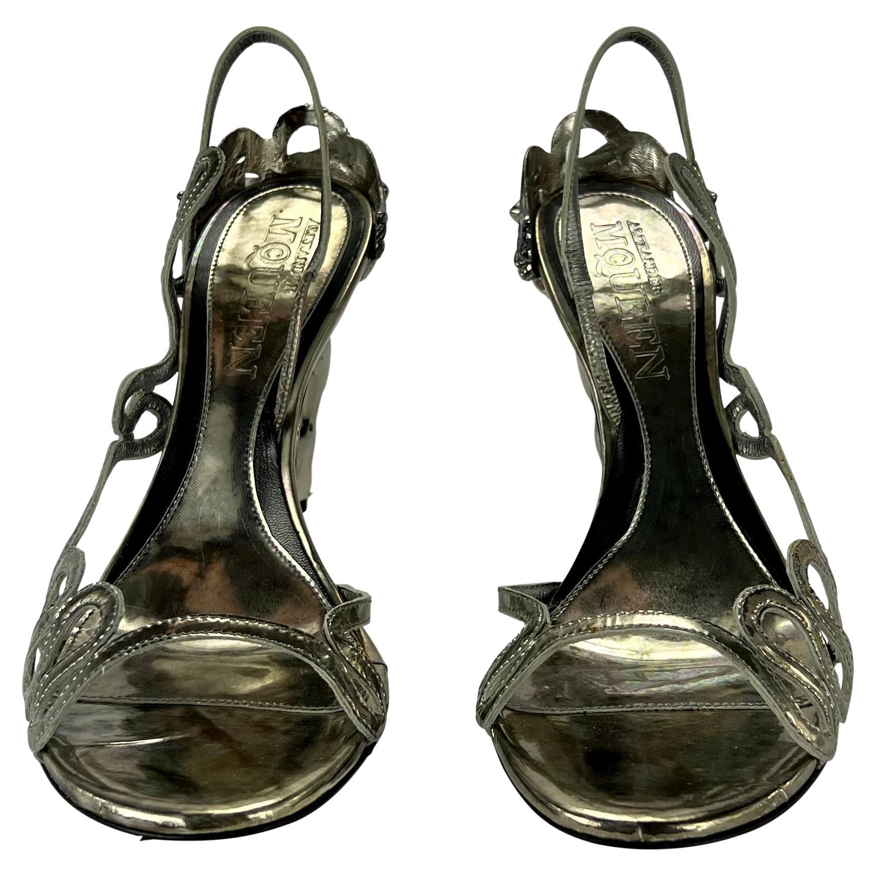 Black NWT 2010 Alexander McQueen Angels & Demons Sculptural Silver Heels