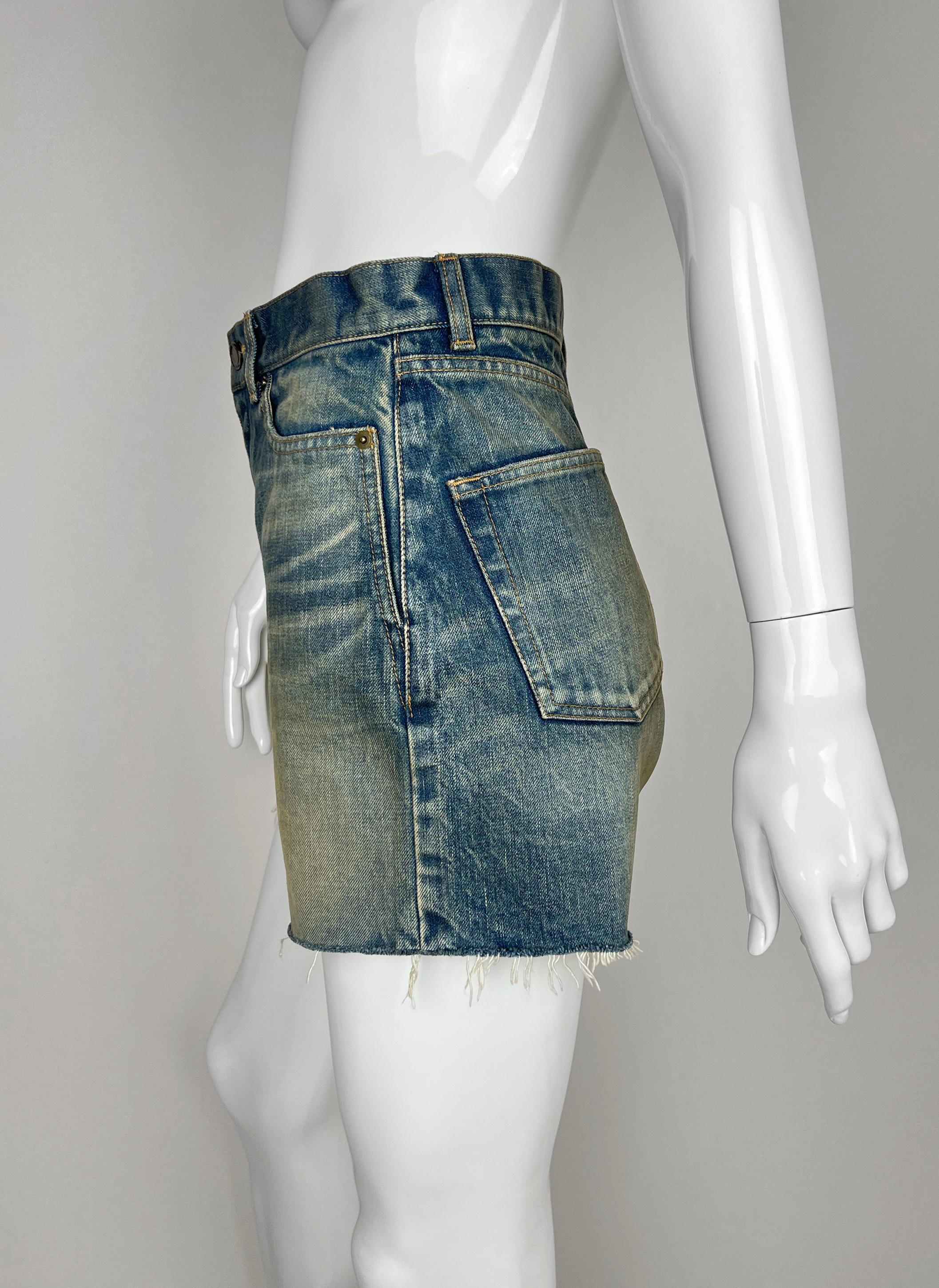 NWT 2019 Saint Laurent Paris pantaloncini in denim Nuovi con etichetta in vendita 15