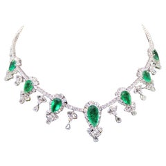 NEU $205, 000 18KT Gold Seltene wichtige Fancy glitzernde Smaragd-Diamant-Halskette, Neu mit Diamanten