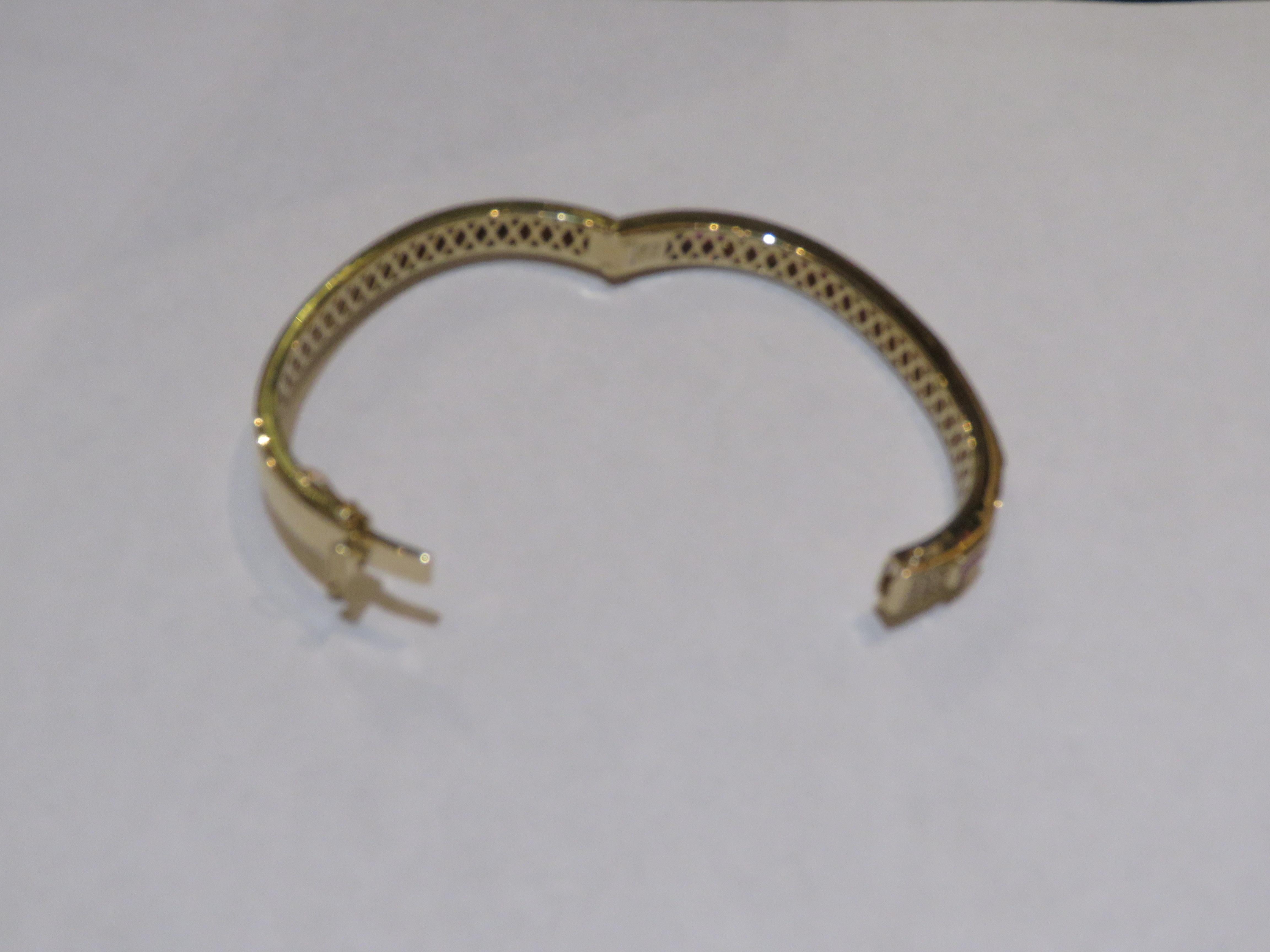 NWT $ 21, 000 18KT oro amarillo de fantasía brillante brazalete de diamantes rubí brazalete manguito en Nuevo estado para la venta en New York, NY