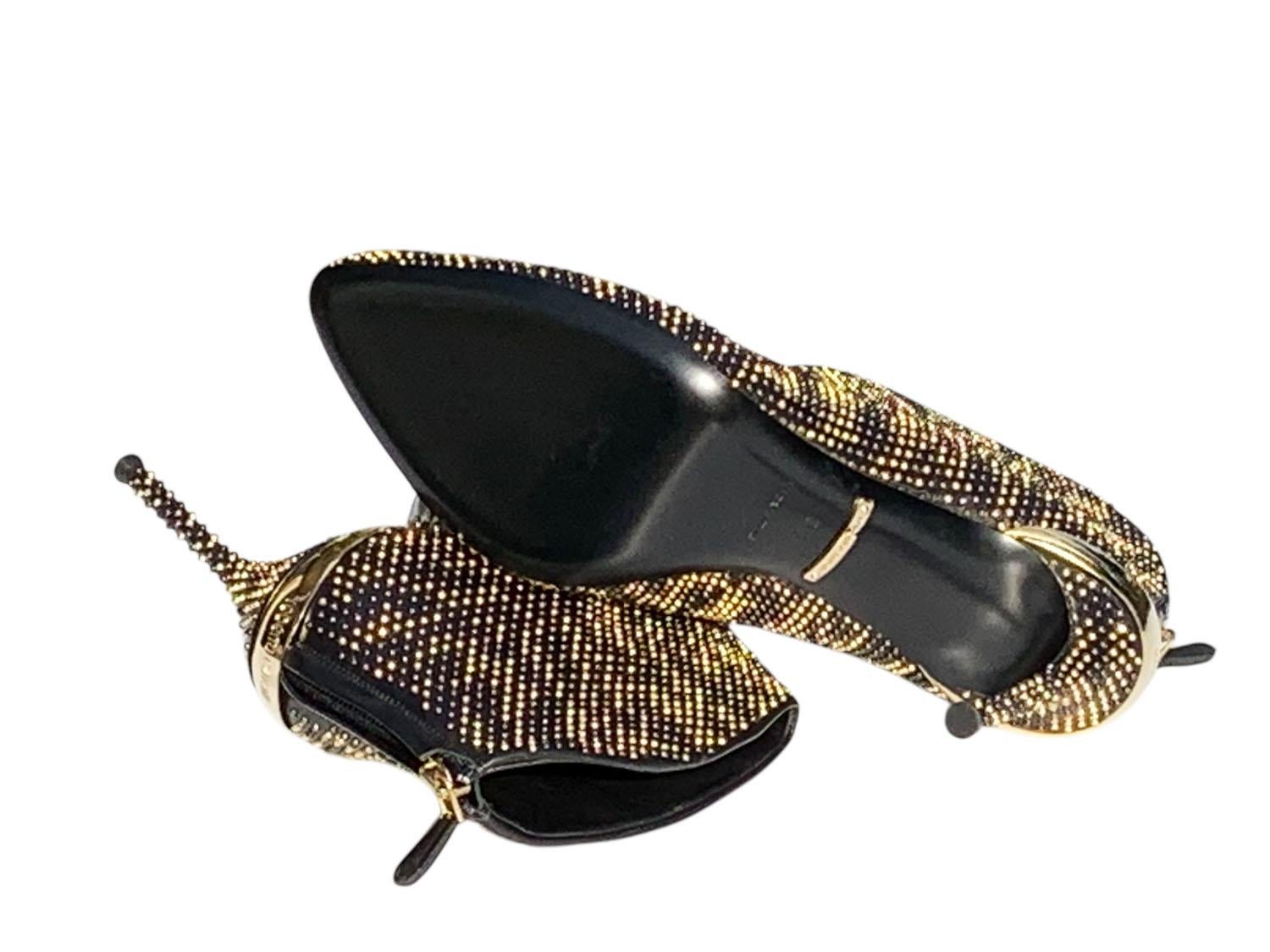 NEU $2160 Roberto Cavalli Vollständige Mikro-Ohrstecker Schwarz Gold Lederstiefeletten It 39 im Angebot 2