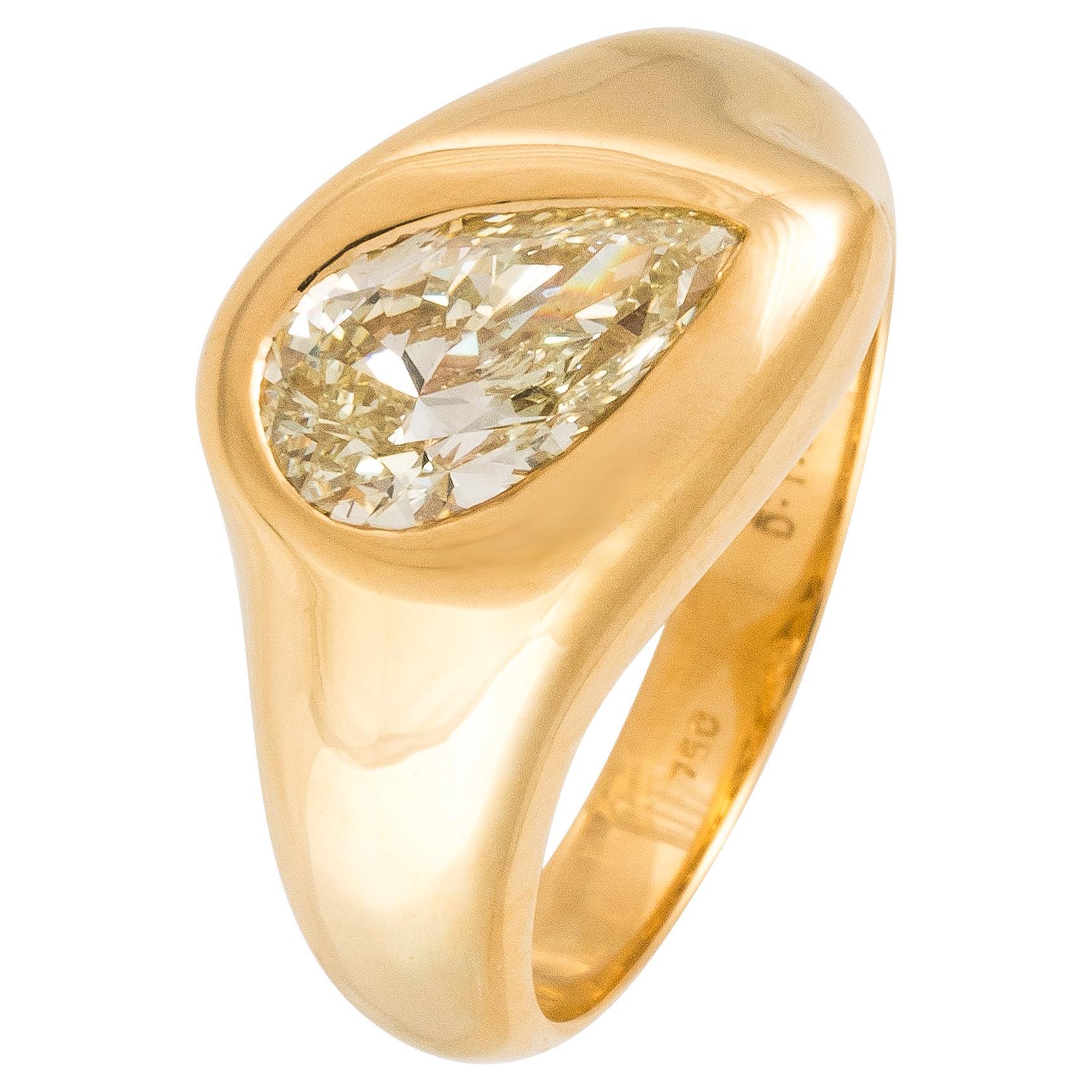 NWT $22, 500 Rare Important Fancy 18KT Gold Yellow Diamond Ring