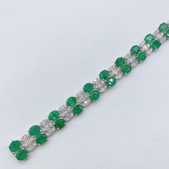 NWT $23, 599 18KT Gold Fancy Glittering 18.50CT Green Emerald Diamond Bracelet