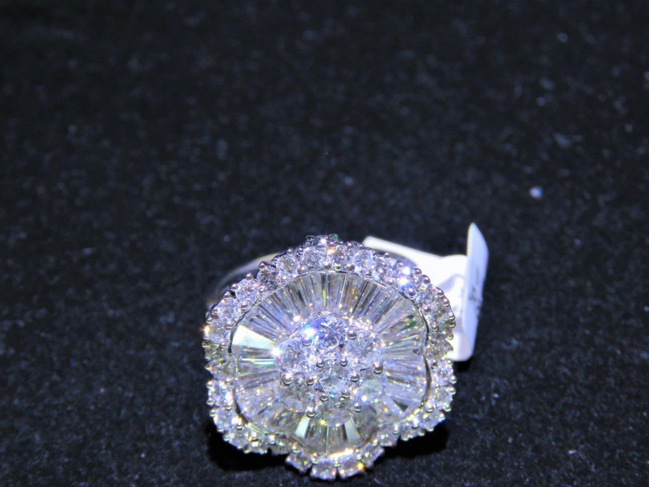 diamond ring flower design